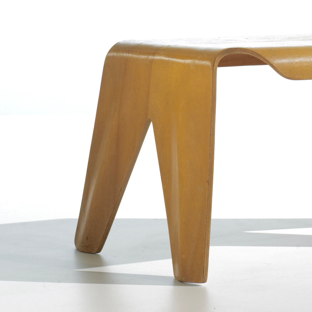 A look at iconic design stools